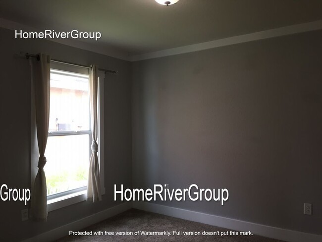 Building Photo - Beautiful 4/2 in Fore Ranch
