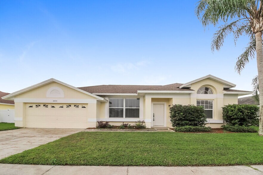 Primary Photo - 2833 Picadilly Cir