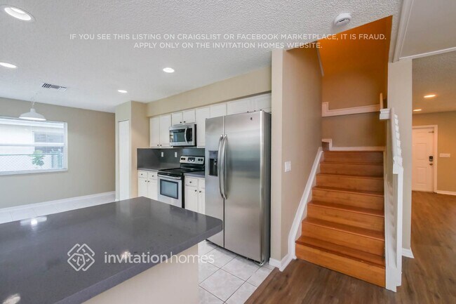 Building Photo - 4131 NW 62nd Dr