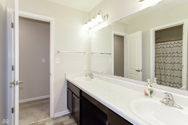 Building Photo - 1908 Porter Dr