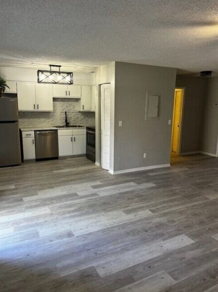 Building Photo - 1545 40th Ave