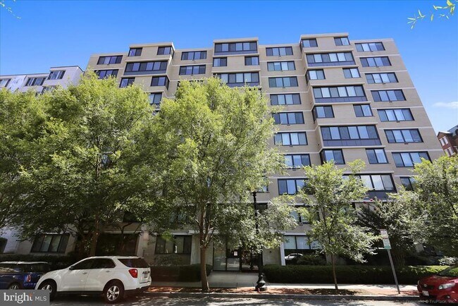 Building Photo - 2030 F St NW
