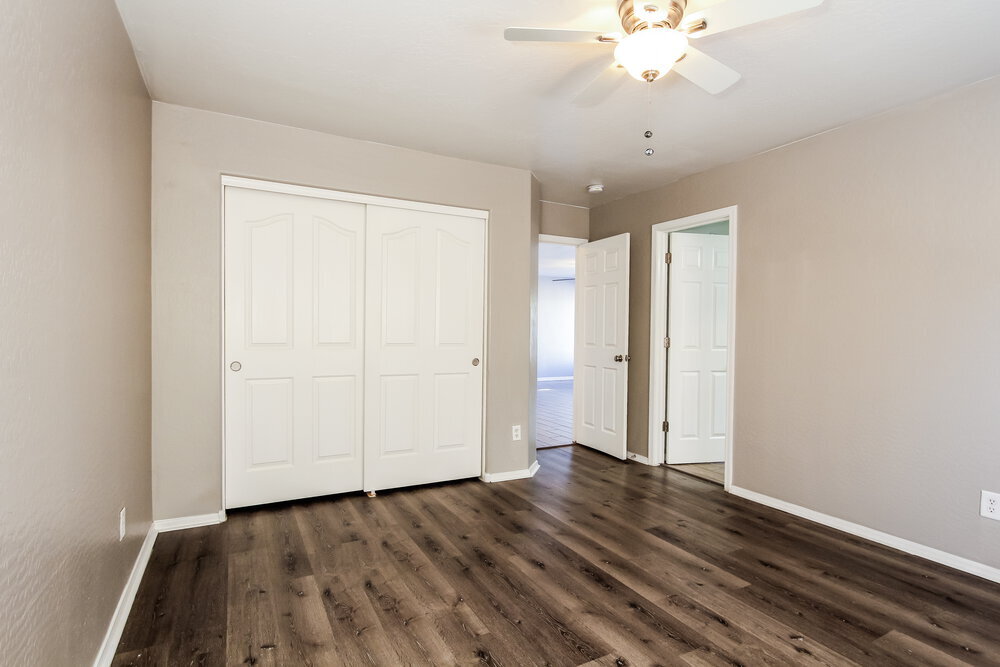 Building Photo - 12414 W Scotts Dr