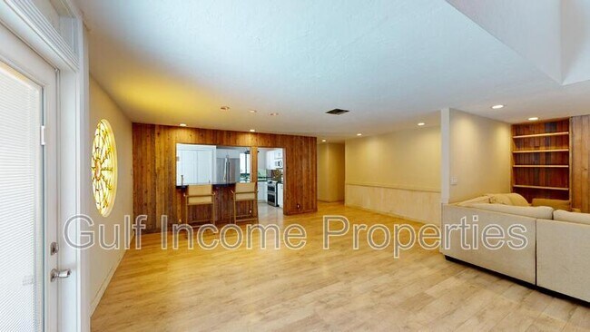 Building Photo - 2360 Riverwood Pines Dr