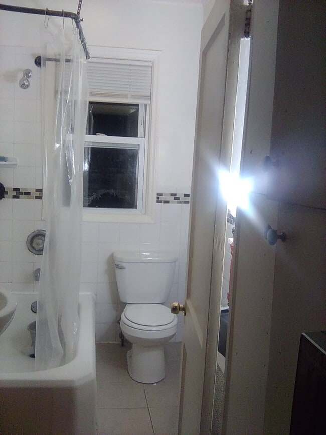 Building Photo - 2 bedroom apartment for rent