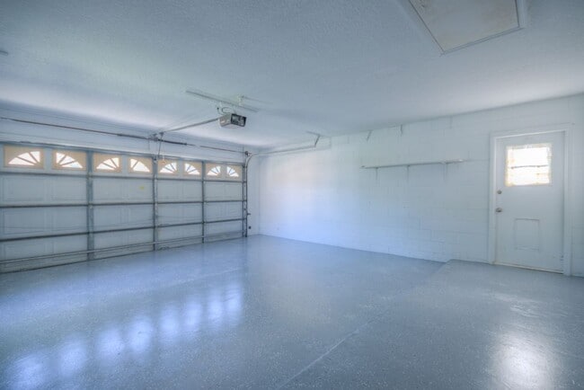 Building Photo - 14610 Astina Way
