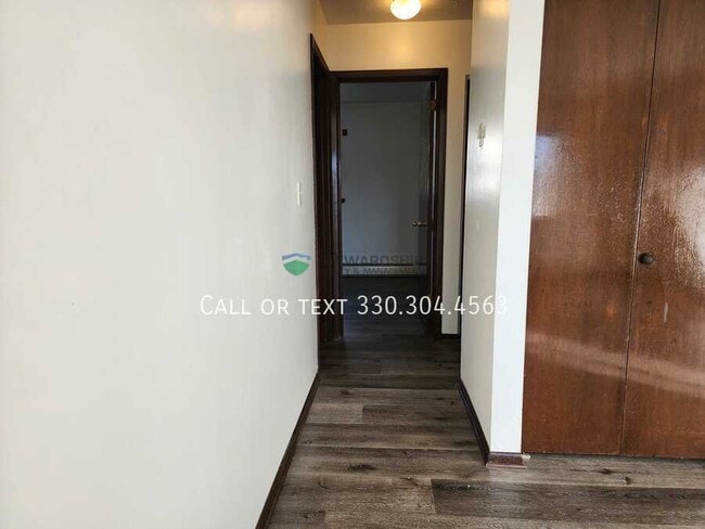 Building Photo - 285 Villa St