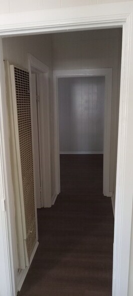 Hallway - 305 S Magnolia St