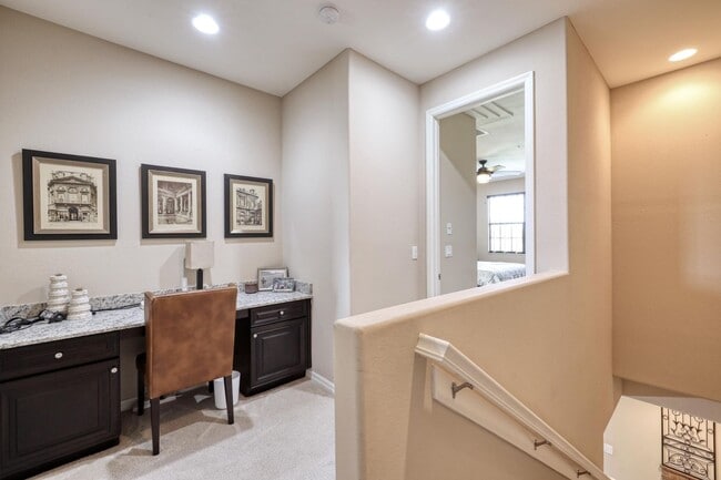 Building Photo - ? Stylish 2BR/2BA Townhouse in Resort-Style Community | Available July 2025 – April 2026 | 30-Nig...