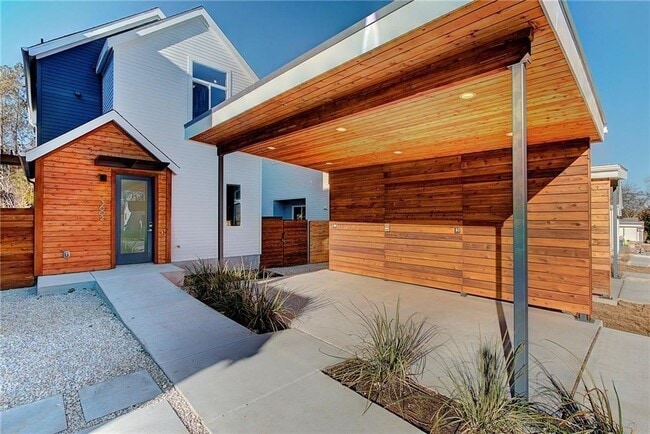 Building Photo - 3602 Clary Wy