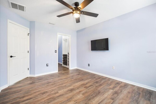 Building Photo - 6011 Martinglade Pl