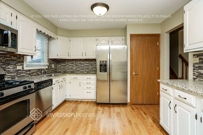Building Photo - 7442 160th St
