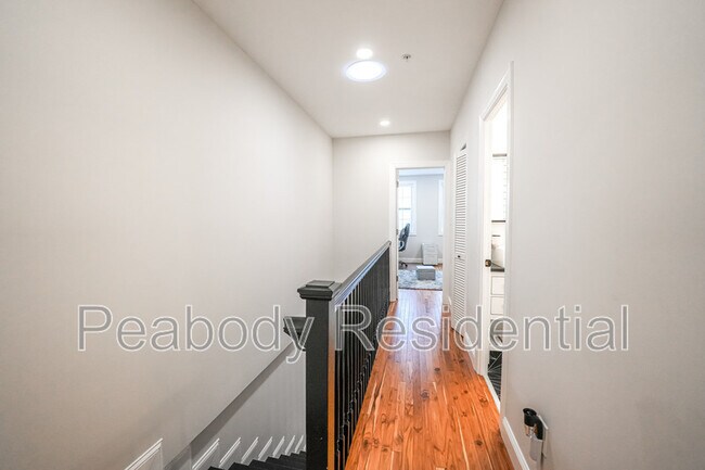 Building Photo - 731 18th St NE
