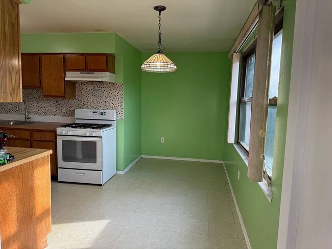 Building Photo - 1524 Raspberry Ct