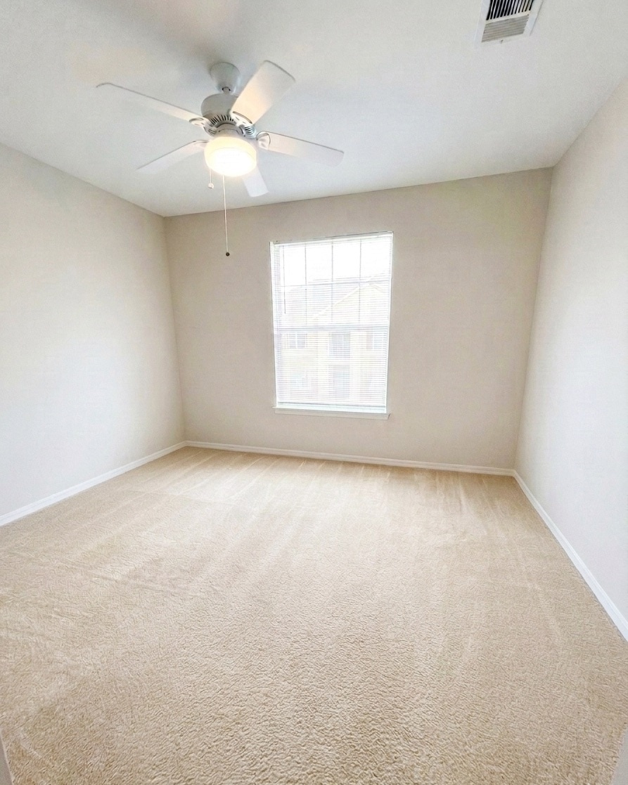 Building Photo - 6071 Westgate Dr