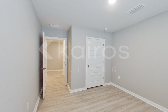 Building Photo - 4758 Malay Cir