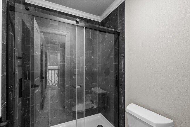 Building Photo - 1621 Hidden Bluff Ct