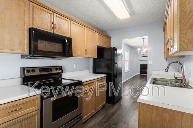 Building Photo - 410 Tracewood Pl