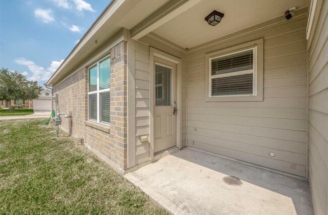 Building Photo - 5242 Espuela Ln