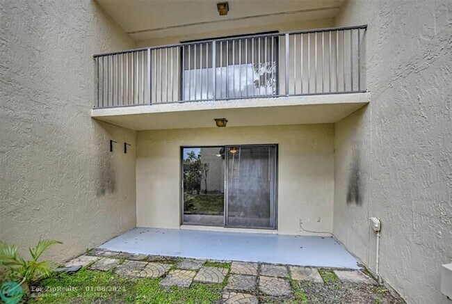 Building Photo - 97 Deer Creek Rd