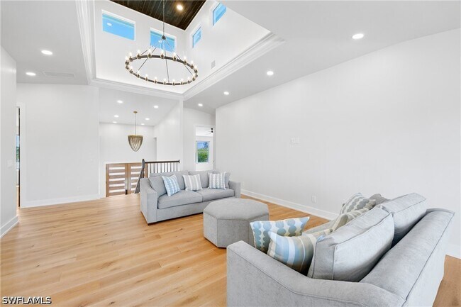 Building Photo - 1836 Harbor Ln