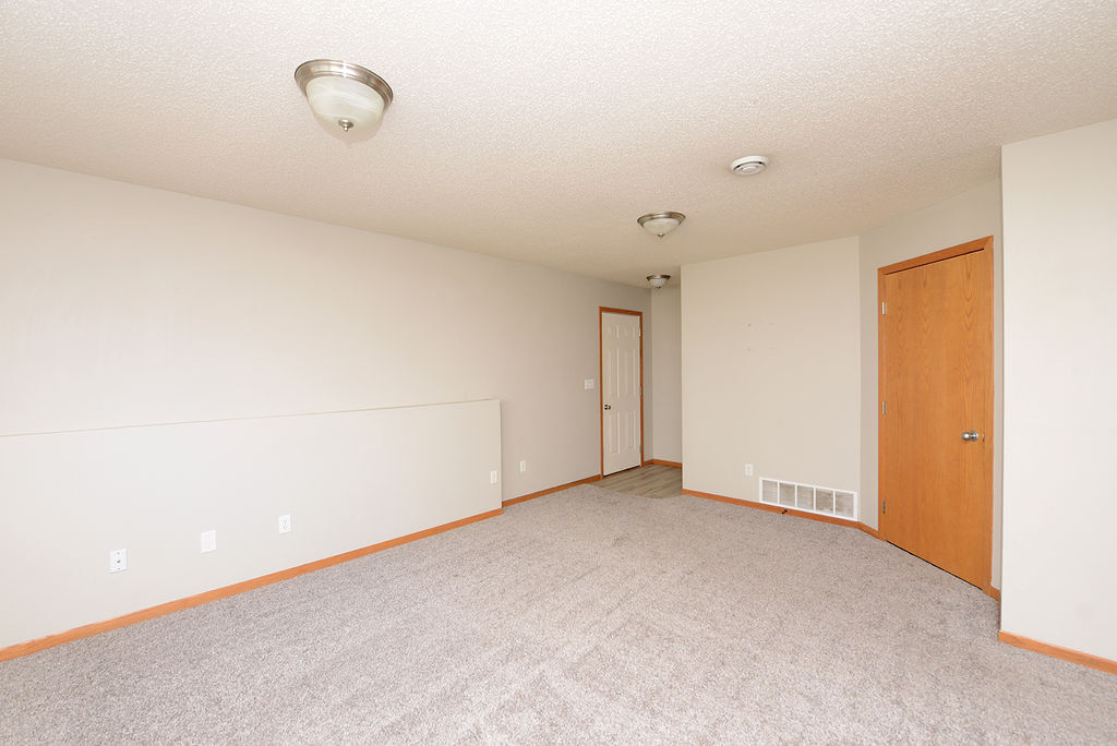 Building Photo - 5124 48th Ave S