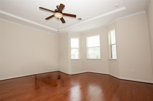 Building Photo - 3009 Trail Creek Ct