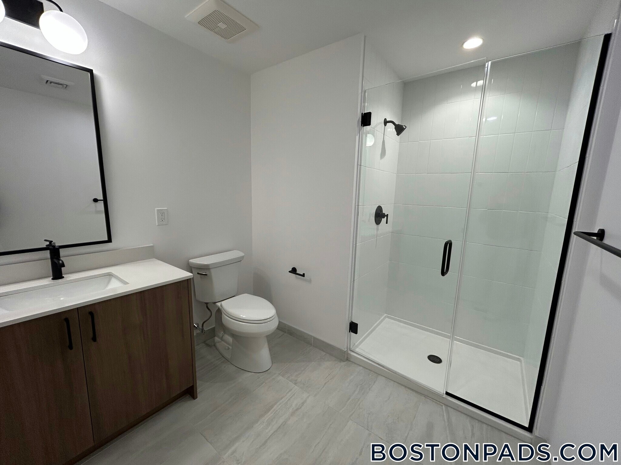 Building Photo - 199 Gardner St