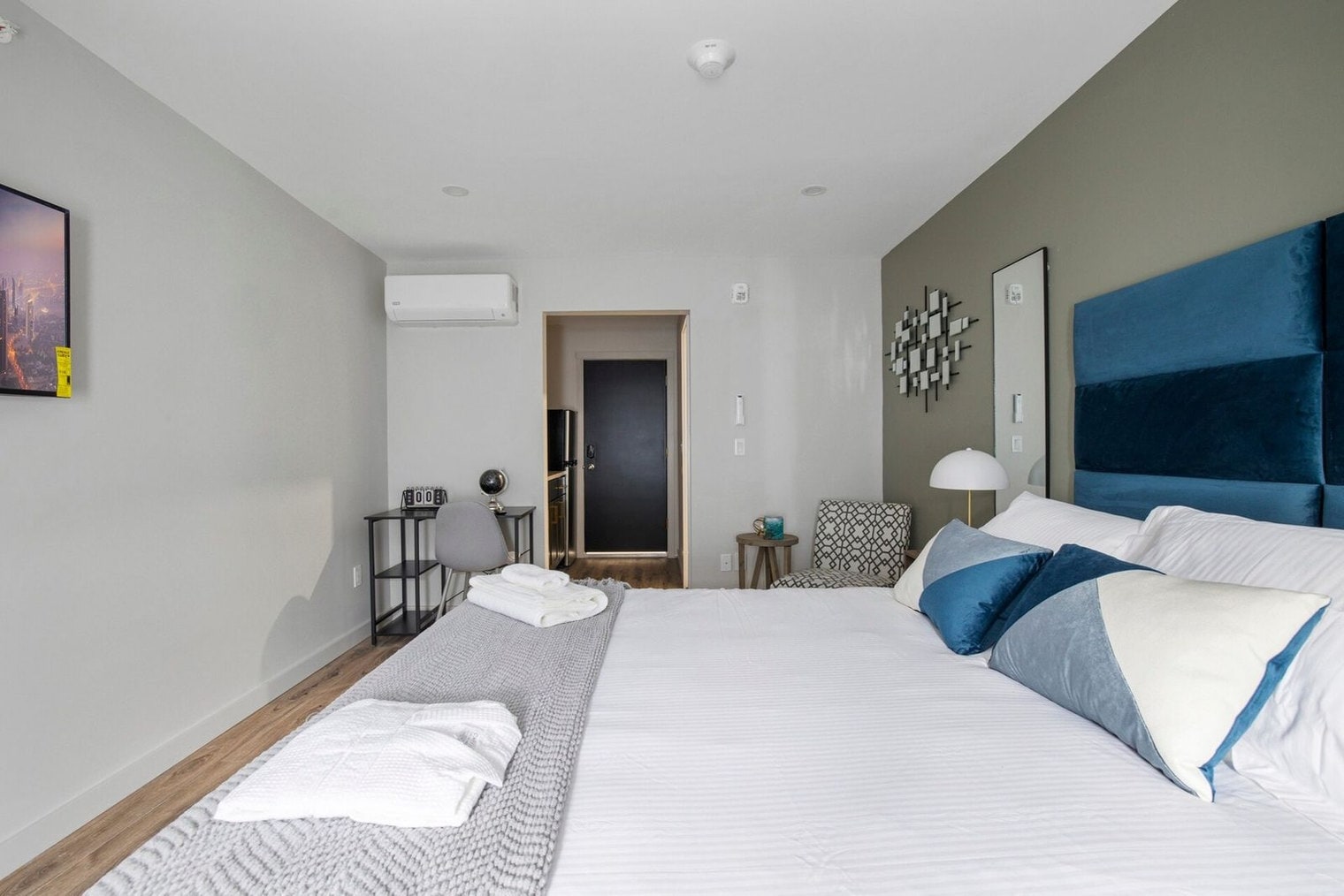 Building Photo - 89 Cottage St