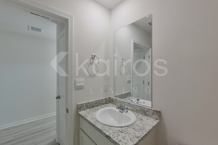 Building Photo - 14232 Ruffian Ave