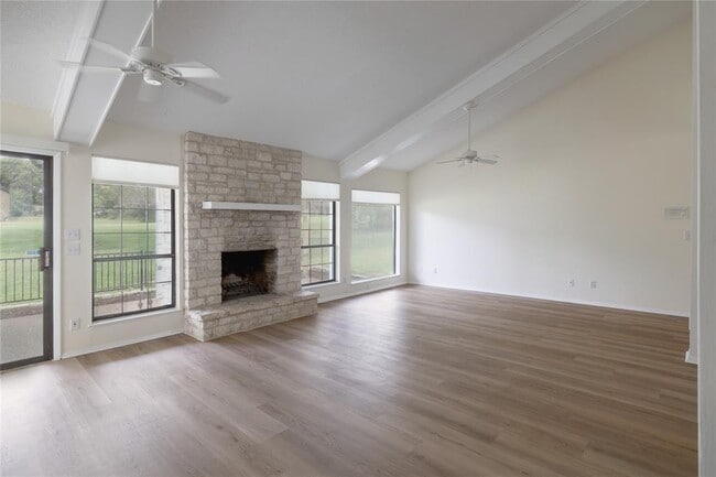 Building Photo - 611 Lido St