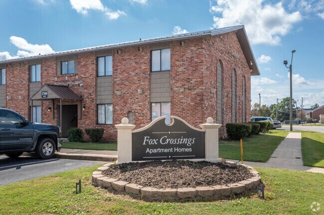 Building Photo - Fox Crossings