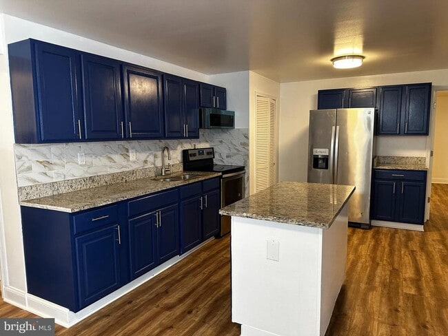Building Photo - 6723 Averett Ct
