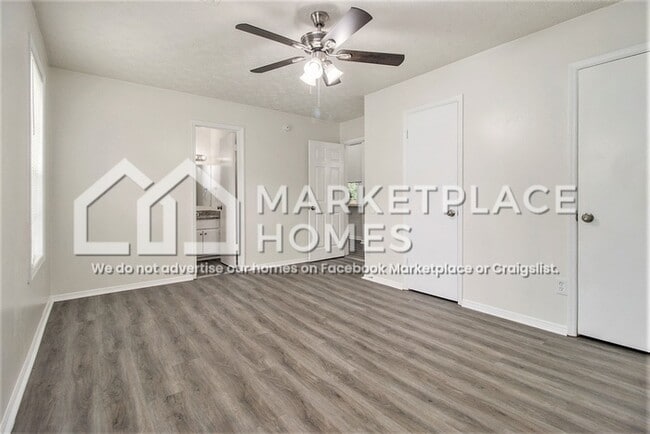 Building Photo - 1145 Mainstreet Valley Dr