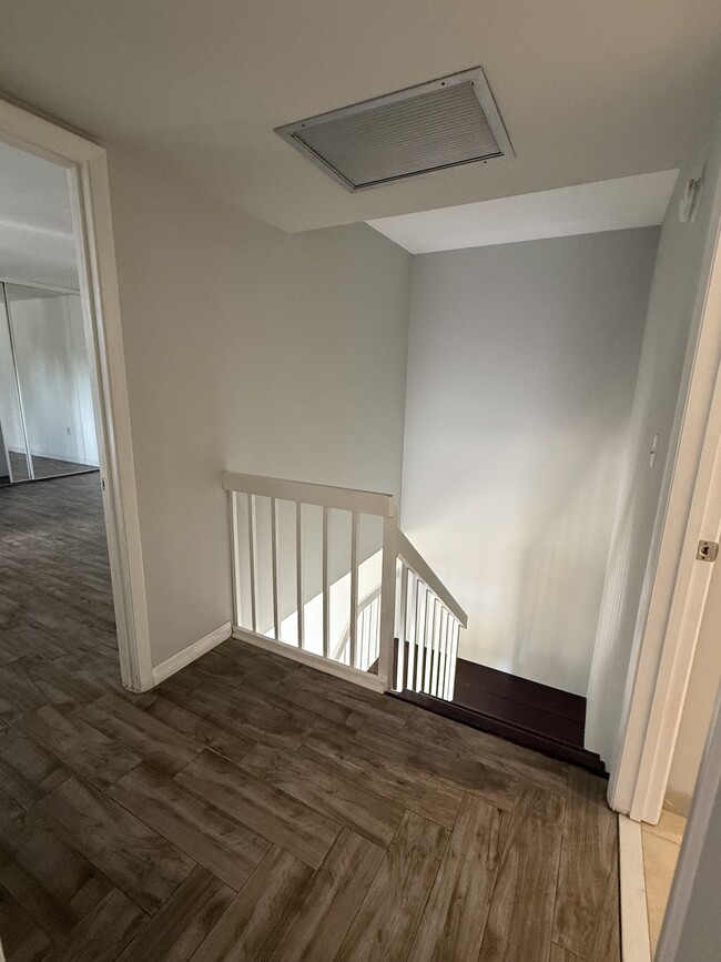 Building Photo - 3221 Meridian Way S