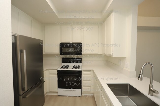 Building Photo - 10401 Garden Grove Blvd