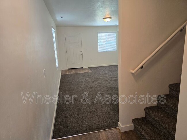Building Photo - 4188 W High Gallery Ct