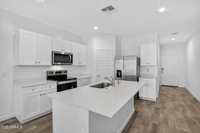 Building Photo - 9284 S Mara Dr