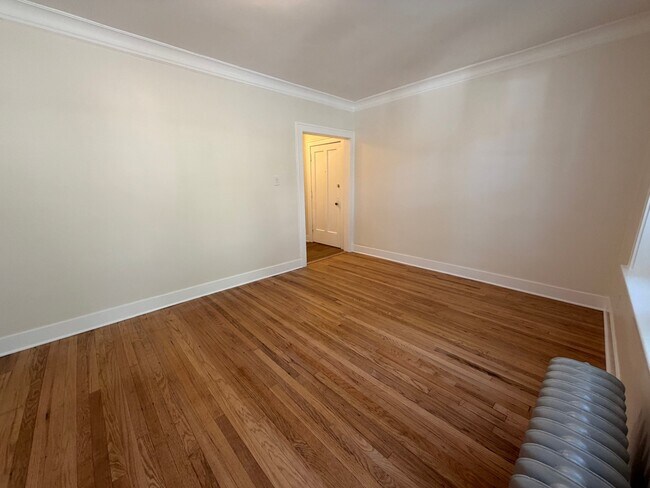Building Photo - 4154 N Mozart St