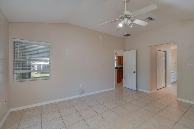 Building Photo - 6375 SW 63rd St