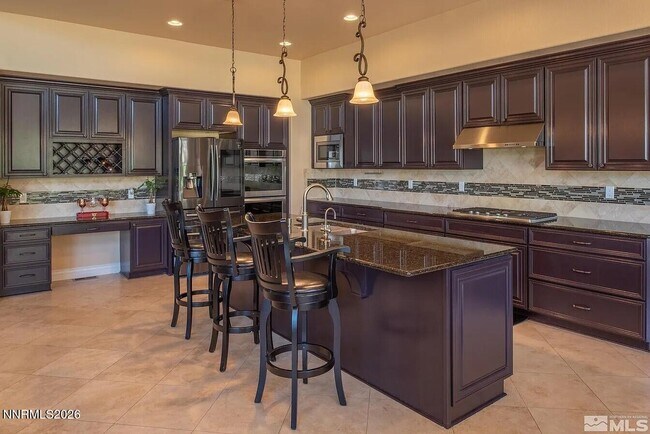 Building Photo - 3945 Aspen Trail