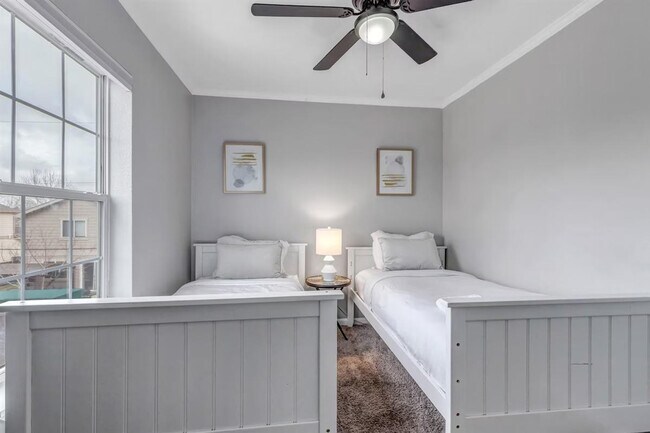 Building Photo - 4345 W 64th Ave