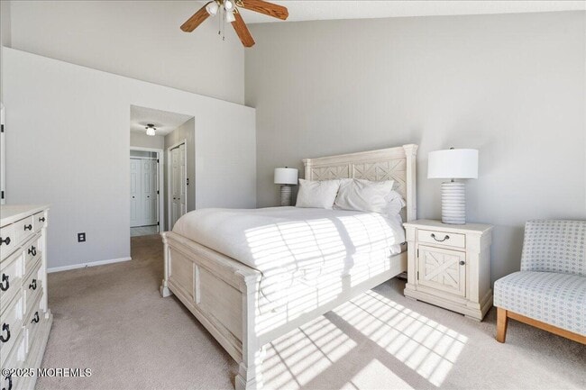 Building Photo - 26 Dover Ct