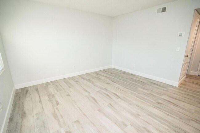 Building Photo - 11314 N 52nd St