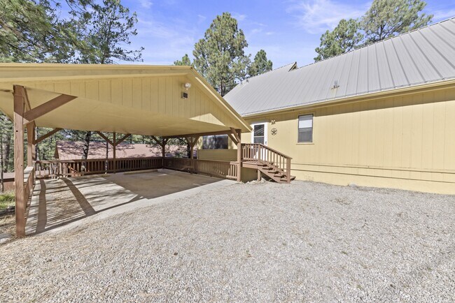 Building Photo - 126 North St