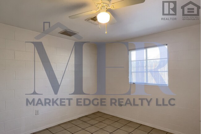 Building Photo - 3Bed/1Bath Home at 15th/Peoria! $199 MOVE-IN SPECIAL! Move-In Ready on 12/18/2025!