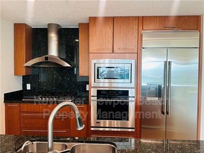 Building Photo - 3141 Michelson Dr