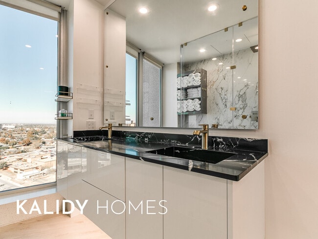 Building Photo - 5900 Mosteller Dr