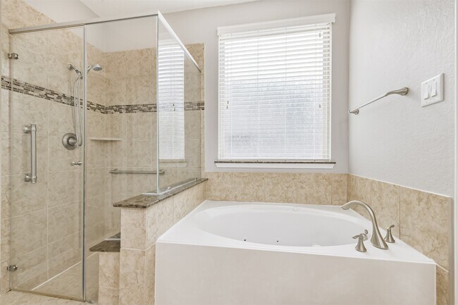 Building Photo - 19527 Juniper Breeze Ln