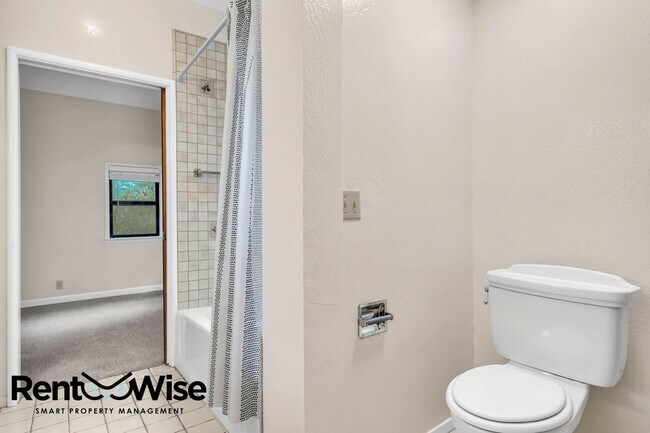 Building Photo - 683 Old La Honda Rd